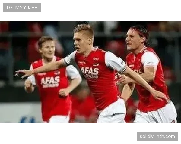 阿贾克斯剑指双线突破：全力冲击联赛桂冠与欧战荣耀